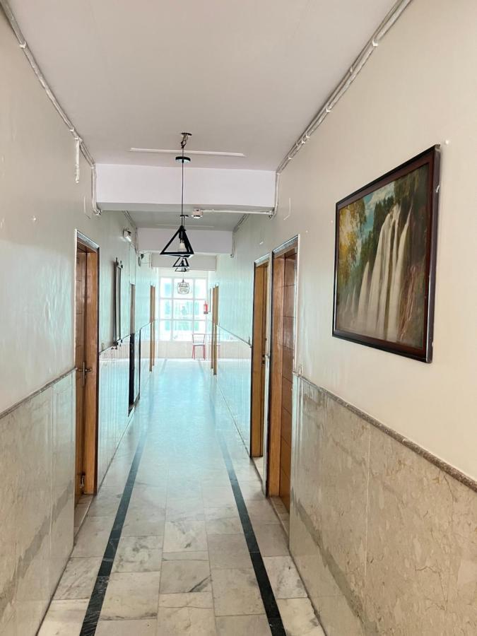 Hotel Star Palace - Near Karol Bagh Metro Delhi  Esterno foto