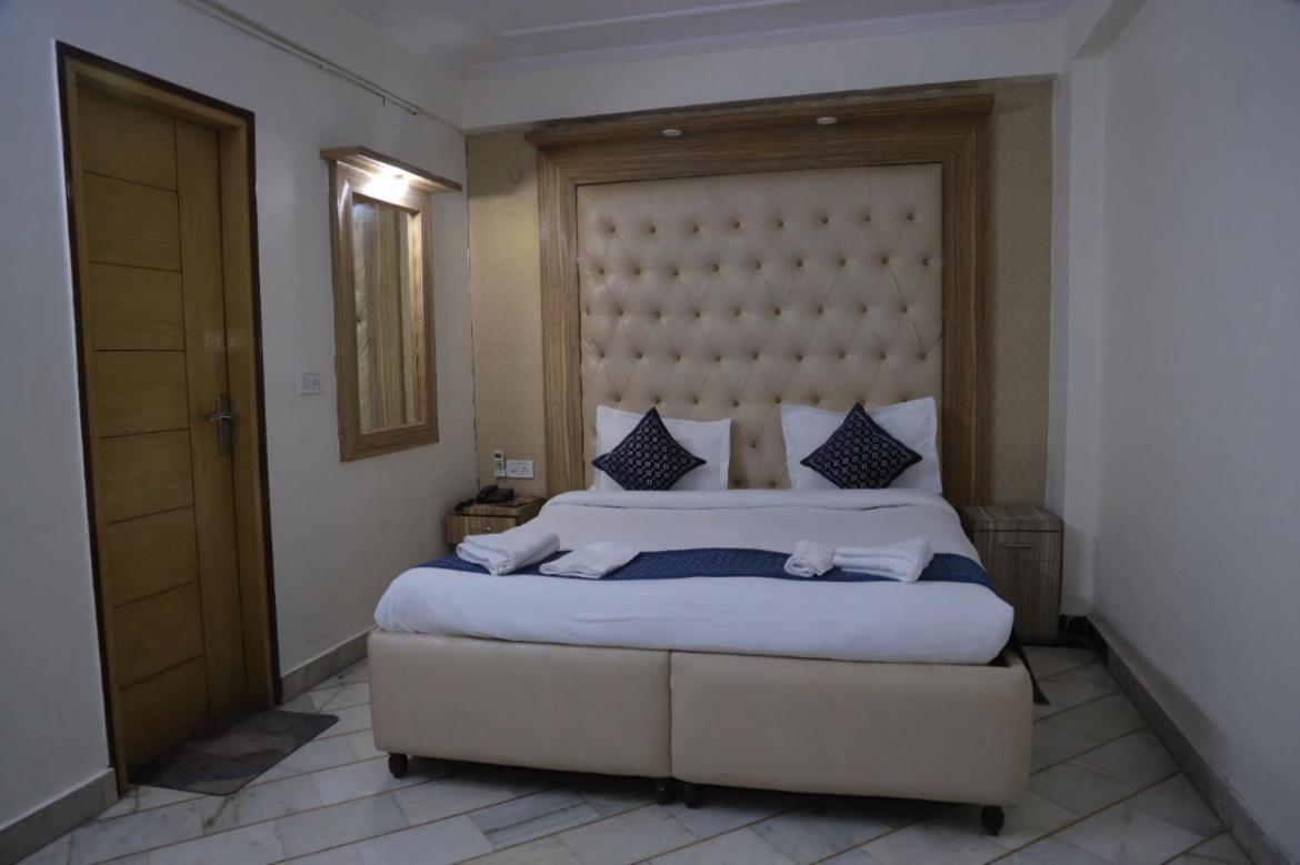 Hotel Star Palace - Near Karol Bagh Metro Delhi  Esterno foto